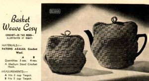 Patons 252 - gallery image - basket weave cosy